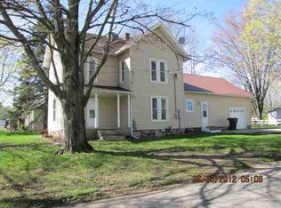307 N Main St, Wolcottville, IN 46795