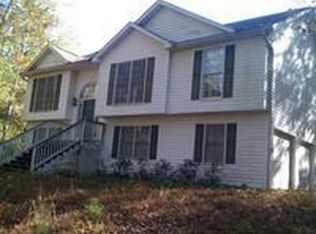 4716 Happy Valley Cir, Newnan, GA 30263