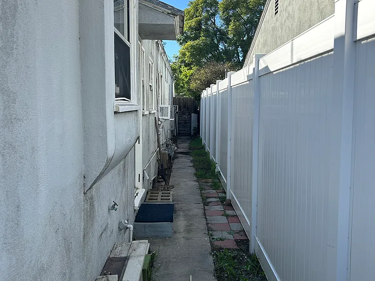 5003 Fulton Ave — Photo 24