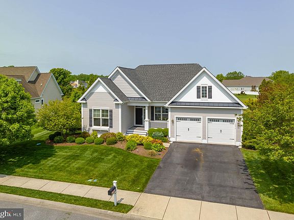 5th image of 32836 Almwick Ln