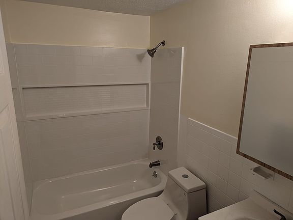 2nd image of 5 Silvestri Cir Unit 1