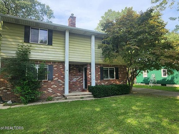 2nd image of 4730/4732 W Holt Rd