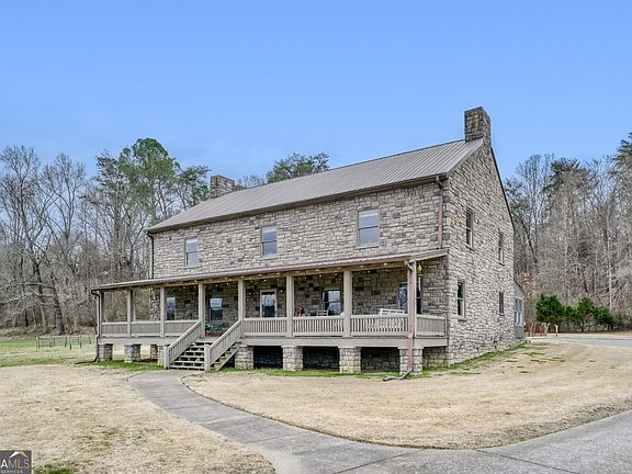 5th image of 226 Vinson Mountain Rd