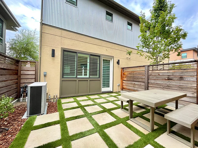 15036 Briggs Ct — Photo 11