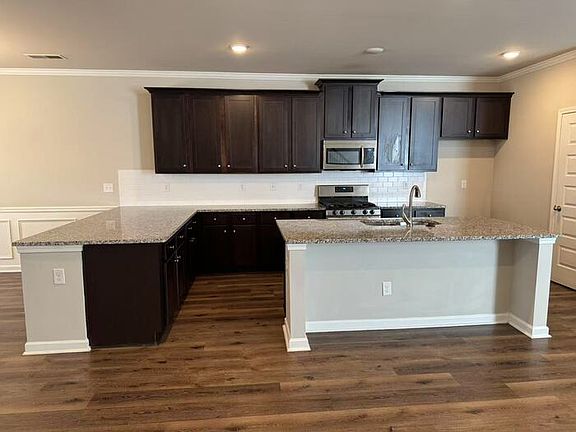 2nd image of 2608 Wild Laurel Ct