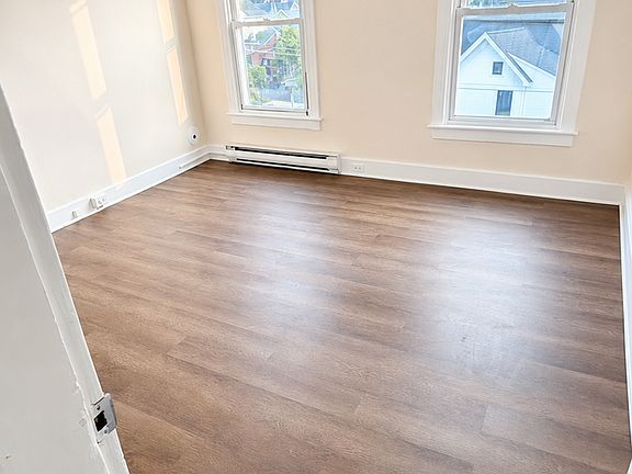 5th image of 7 Carroll St