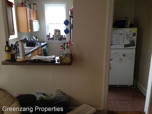 5th image of 4807 Pine St Unit B1