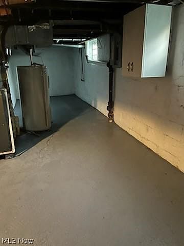 2nd image of 110 N Bridge St