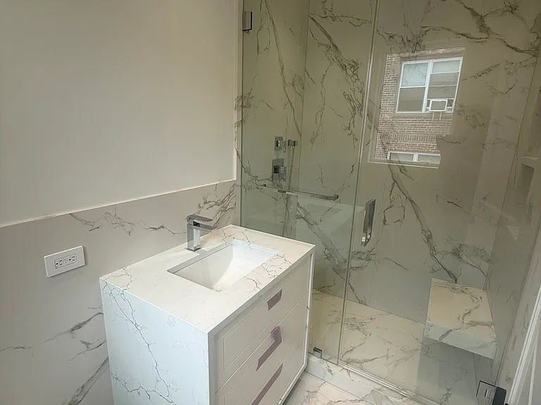 15 Aqueduct Ave #1 — Photo 5