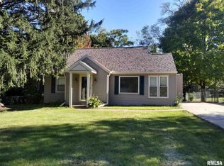 8730 N Picture Ridge Rd, Peoria, IL 61615