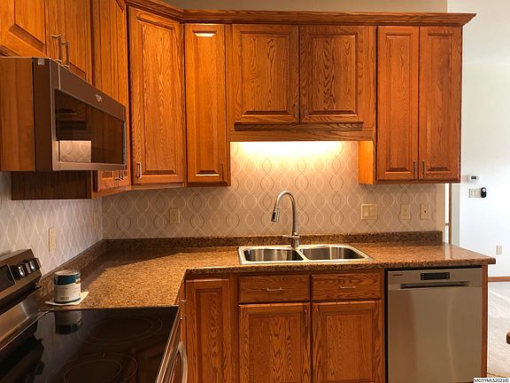 5th image of 805 3rd Ave S Unit F