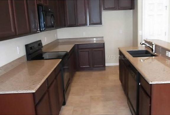 3rd image of 591 Michigan Estates Cir