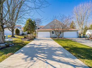 4220 Castle Rdg, Akron, OH 44321