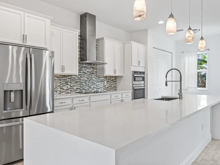2865 SW Seaside Rd — Photo 2