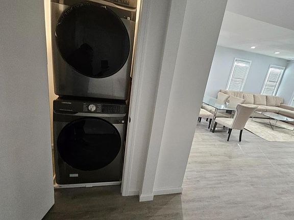 5th image of 314 N Park St Floor 2