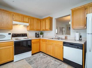 2404 Hemlock Dr #1, Beavercreek, OH 45431