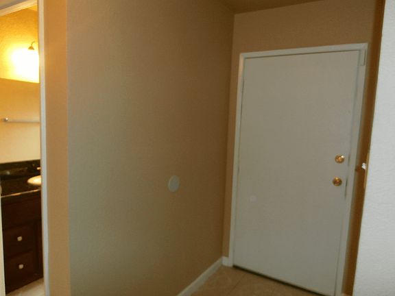 (3) : 6533 Dawson Way Sacramento, CA