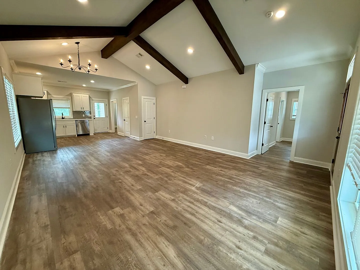 330 Orion St. — Photo 2