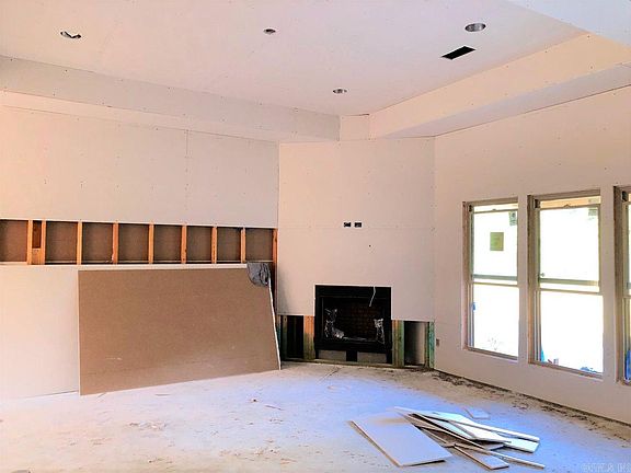 5th image of 4423 Cumberland Cir