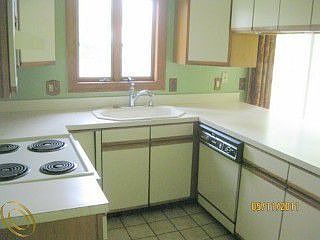 4th image of 33436 Forest Ct