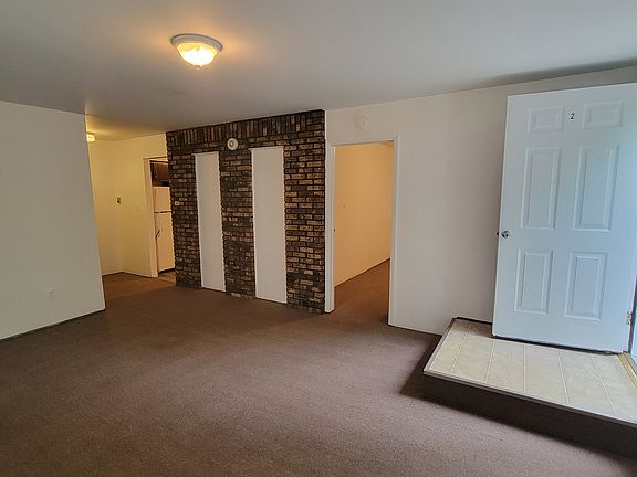 4th image of 14 Brook St #3