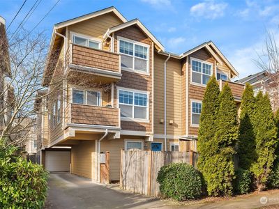 8549 Stone Avenue N #A, Seattle, WA, 98103