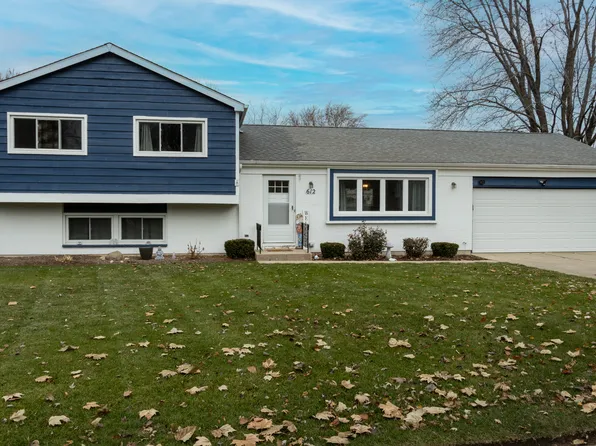 612 Silbury Ct, McHenry, IL 60050