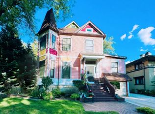 102 S Grove Ave, Oak Park, IL 60302