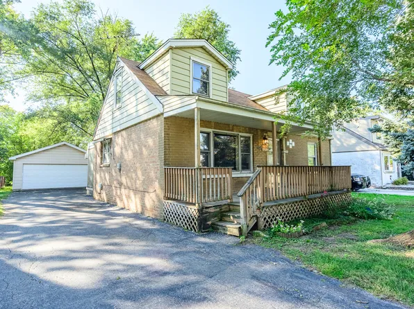 6754 S 78th Ave, Bridgeview, IL 60455