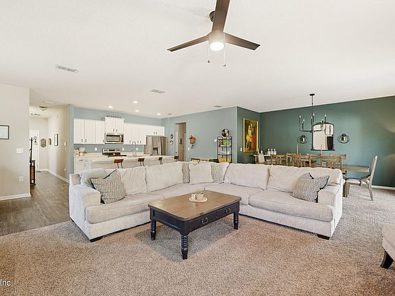 5th image of 8017 CAPE FOX Drive