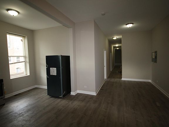 5th image of 6440 S Ellis Ave #1N