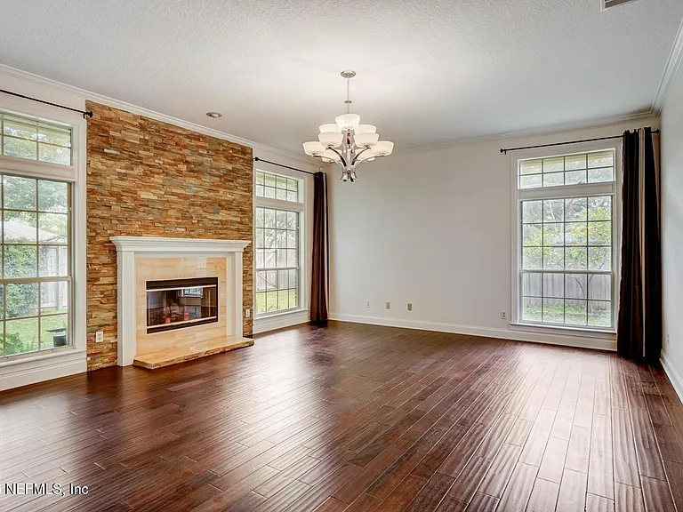 2569 Scott Mill Dr S — Photo 11