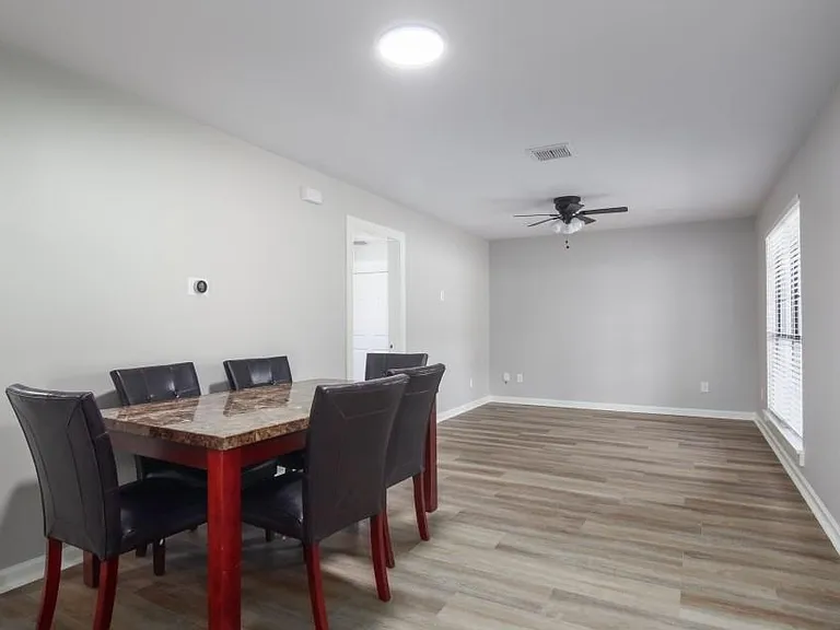 42 Hunters Creek Dr — Photo 15