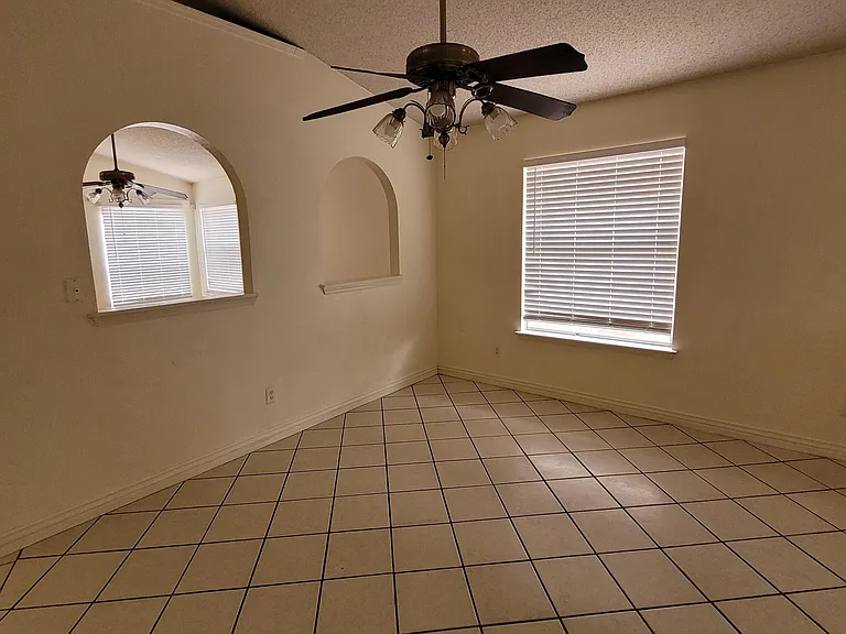3457 Carlos Moran Ct — Photo 17