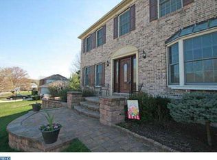 22 Hidden Valley Dr, Newark, DE 19711