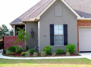 227 S Orchard Ln, Covington, LA 70433