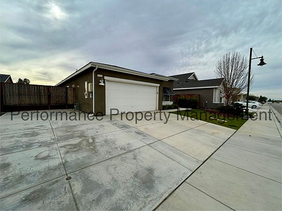 2nd image of 9713 Cobble Creek Dr