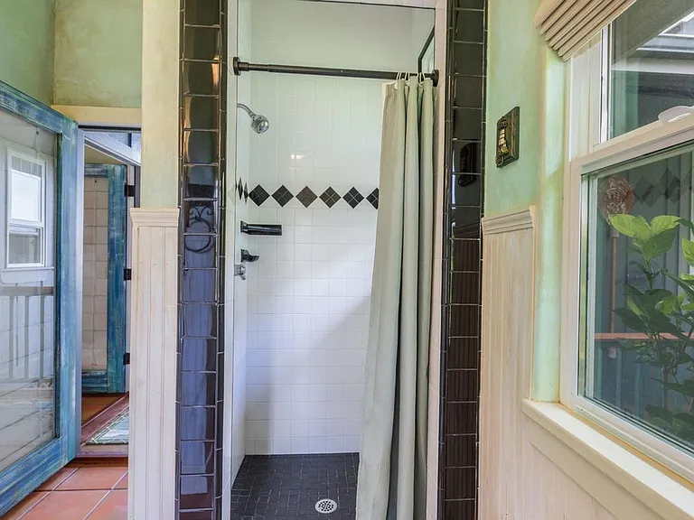 4331 Kapuna Rd — Photo 16