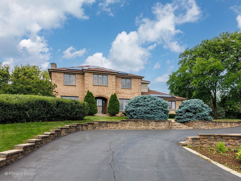 1st image of 23 Squire Rd