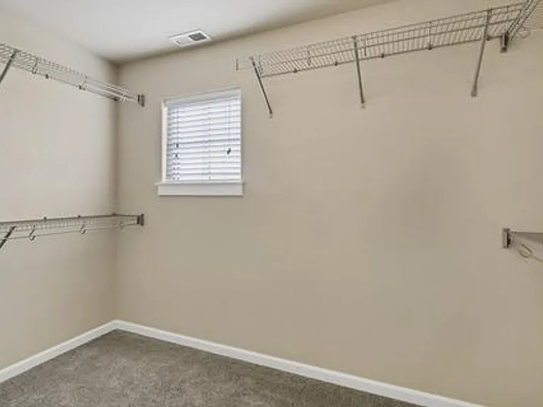 20774 NE Sierra Dr — Photo 11
