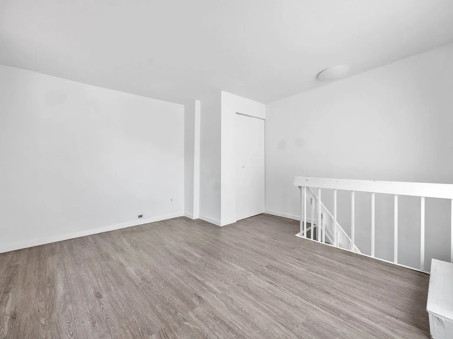 88 Fulton Street — Photo 2