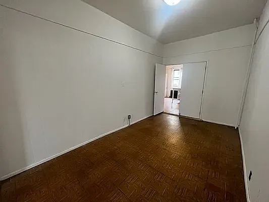 Rented by Francis Castoria LREB | media 5