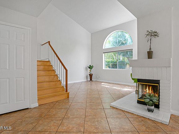 3rd image of 620 Brademas Ct