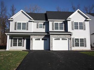 45 Reutter Dr, Selkirk, NY 12056