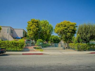18501 Mayall St Unit J, Northridge, CA, 91324