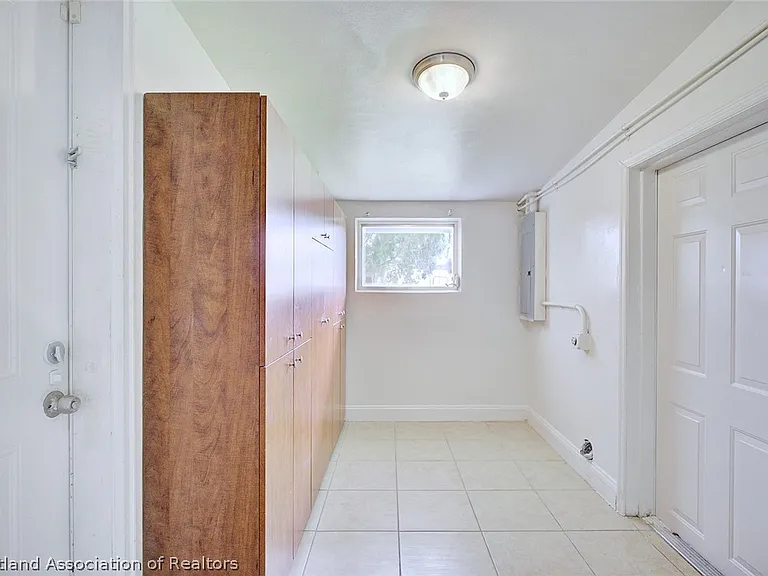 1061 Lake Sebring Dr — Photo 22