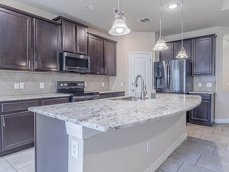 5488 Devonwood St — Photo 14