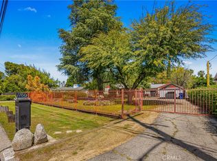 17601 Chase St, Northridge, CA 91325