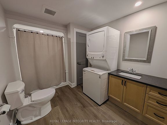 3rd image of 122 Coyles Dr #B