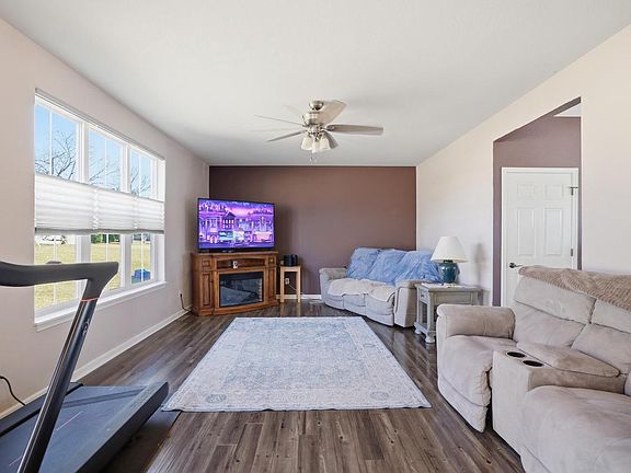 5th image of 717 Chadwick DRIVE